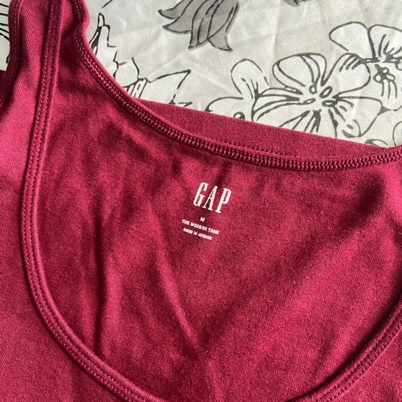 tank top - Picture 2 of 2